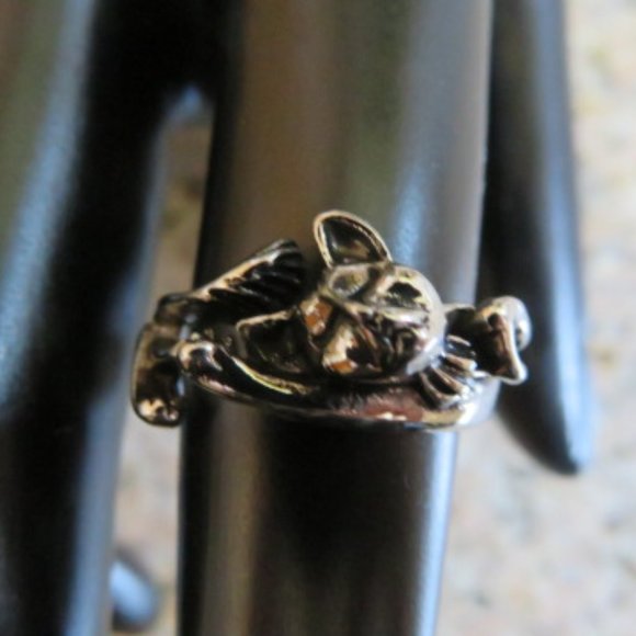 Egyptian Oriental Style Curled CAT Ring Silver Tone Alloy Size 6.5 (F10) - Picture 2 of 4